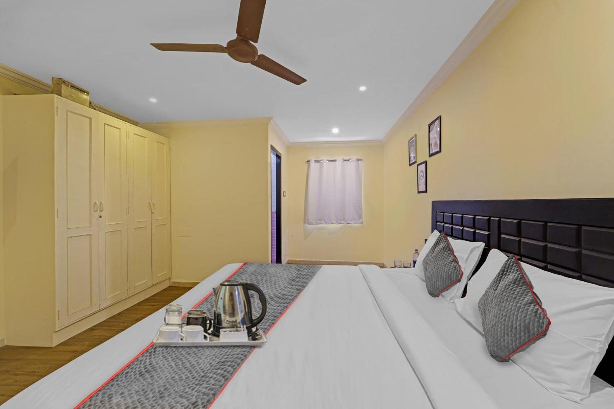 Townhouse Fantasea Hotels Near Omr Ченнаї Екстер'єр фото